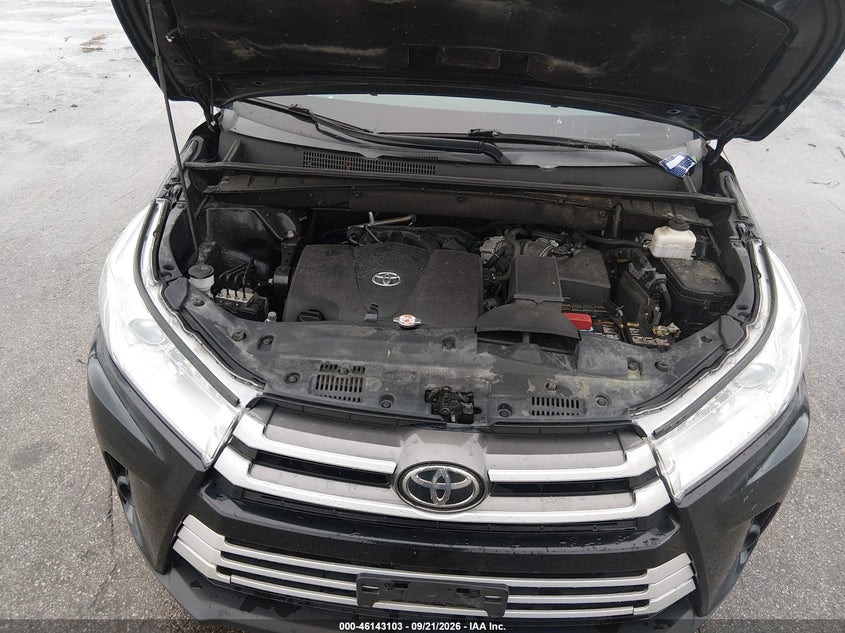TOYOTA HIGHLANDER - zdjęcie 10