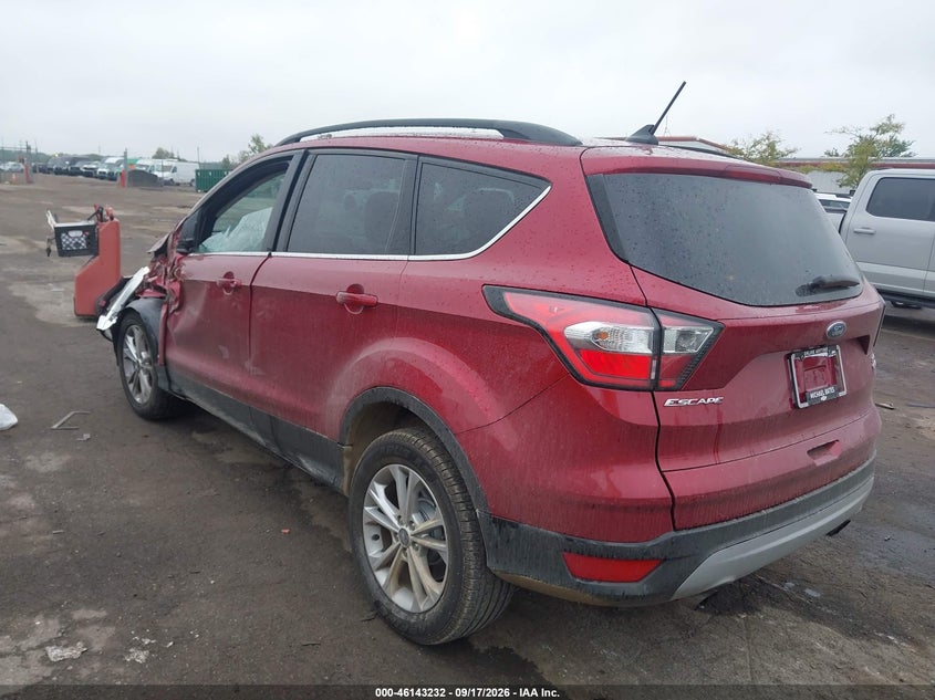 Vin: 1fmcu0hd0jua96209, lot: 46642989, ford escape sel 20183