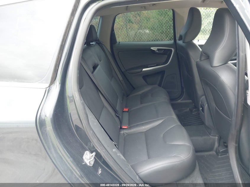 VOLVO XC60 2016 VIN YV4612RK6G2865395