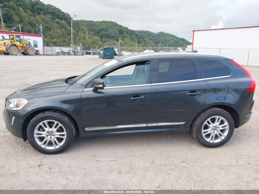 VOLVO XC60 - zdjęcie 15