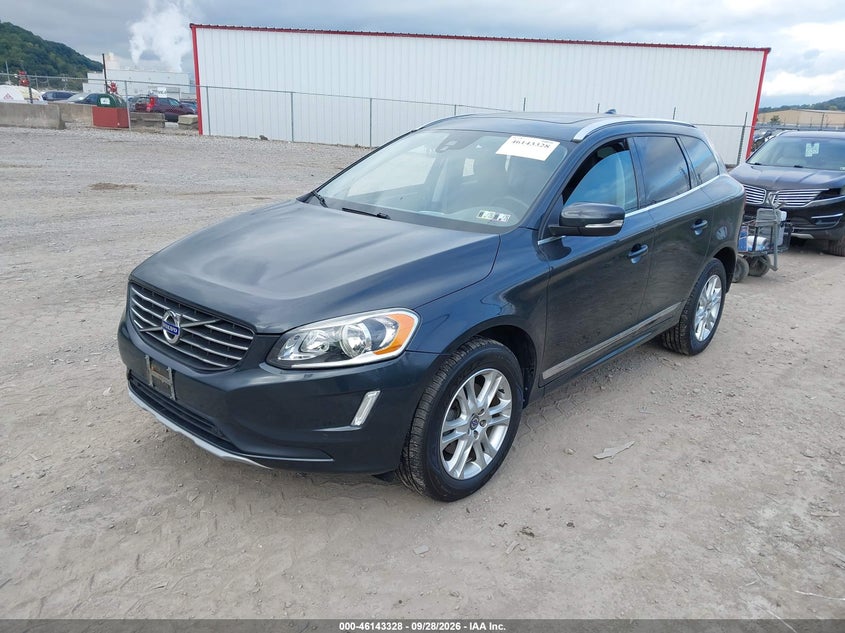 VOLVO XC60 - zdjęcie 2
