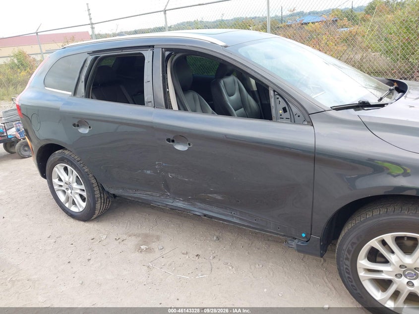 VOLVO XC60 - zdjęcie 6