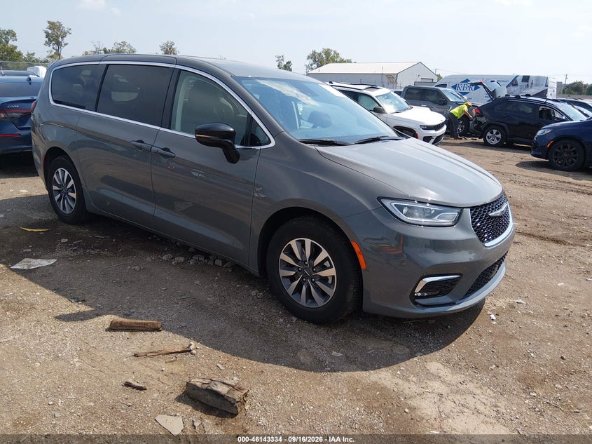 CHRYSLER PACIFICA HYBRID - zdjęcie 1