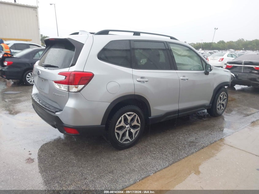Vin: jf2skaecxkh455259, lot: 46643311, subaru forester premium 20194