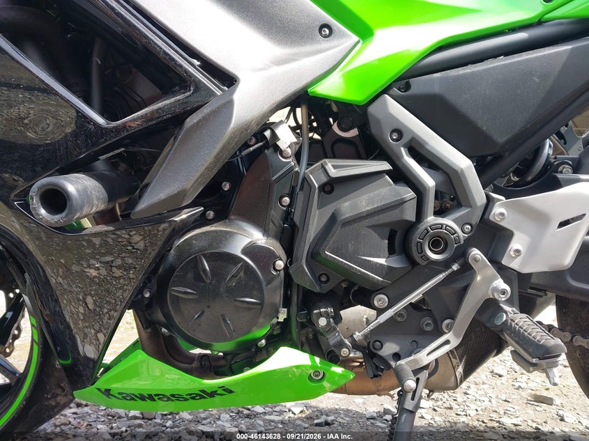 KAWASAKI EX650 2023