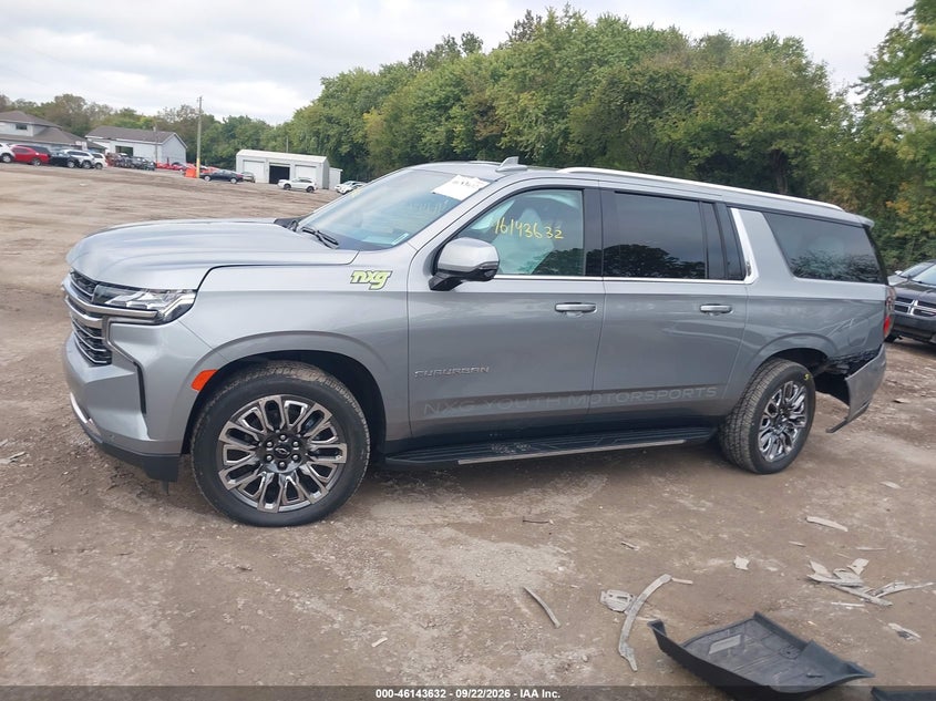 CHEVROLET SUBURBAN - zdjęcie 14