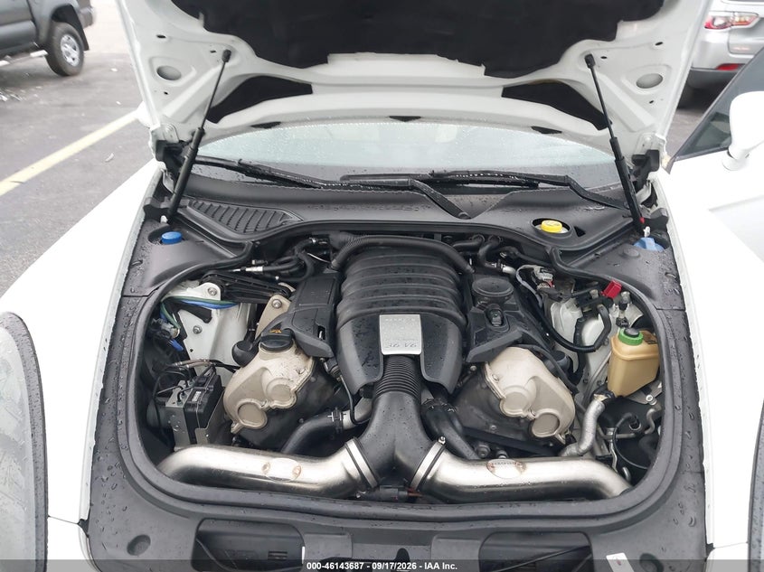 2014 PORSCHE PANAMERA 4 · Фото 10