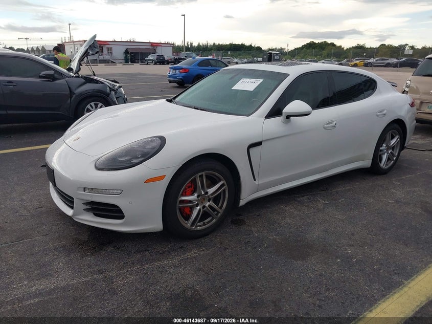 2014 PORSCHE PANAMERA 4 · Фото 2