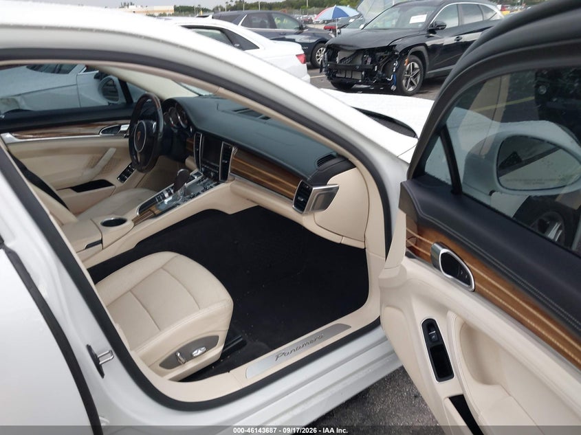 2014 PORSCHE PANAMERA 4 · Фото 5