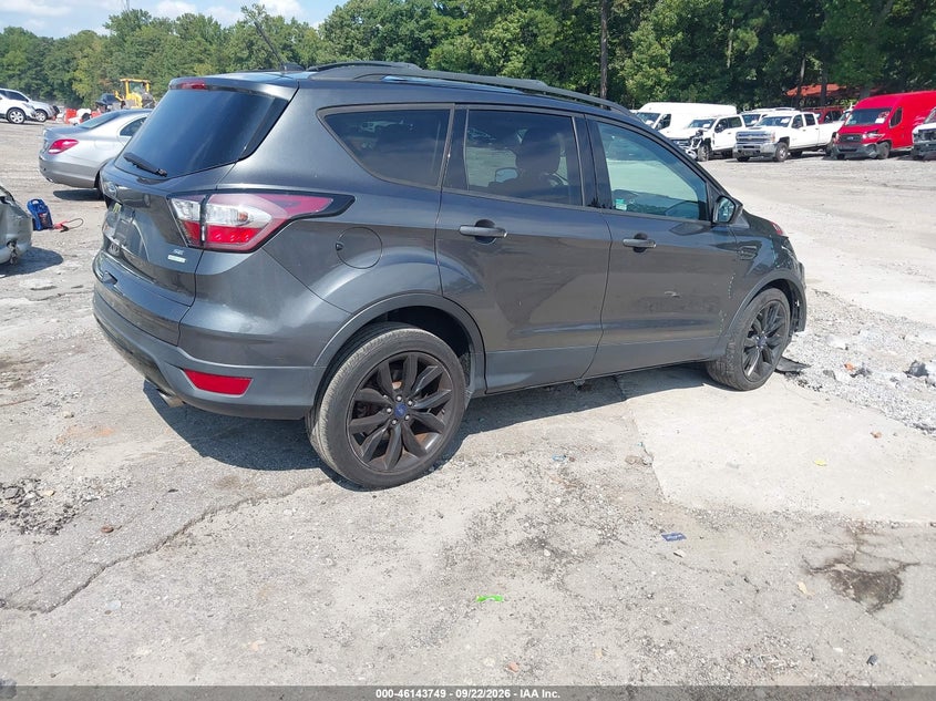 Vin: 1fmcu0gd4hub73840, lot: 46643506, ford escape se 20174