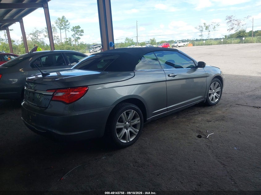 Vin: 1c3bc2eg4bn624606, lot: 46643515, chrysler 200 touring 20114