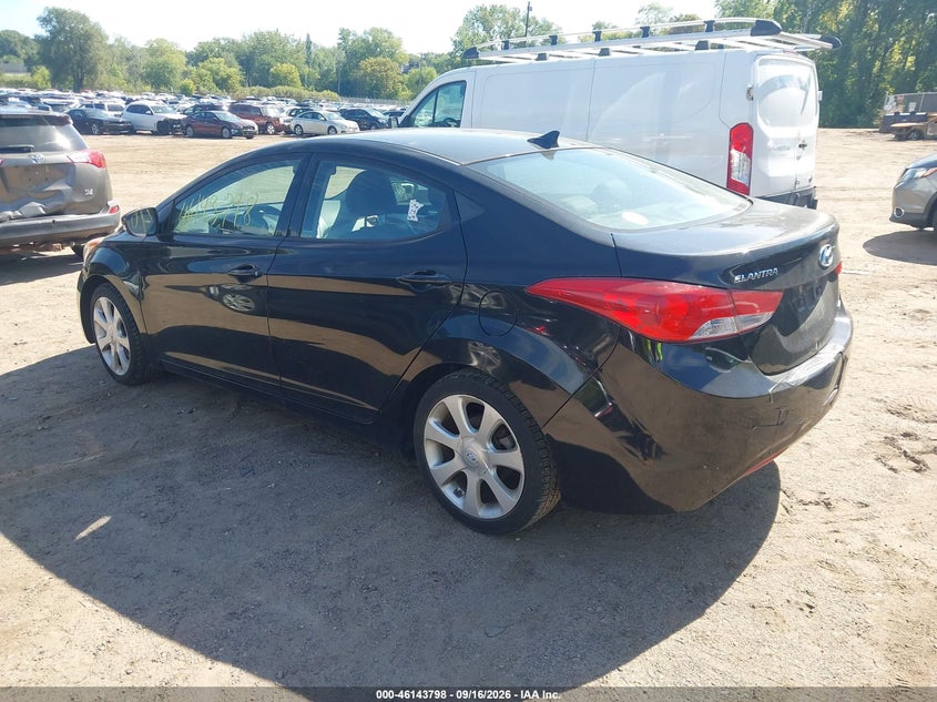 2013 HYUNDAI ELANTRA auction photo 3
