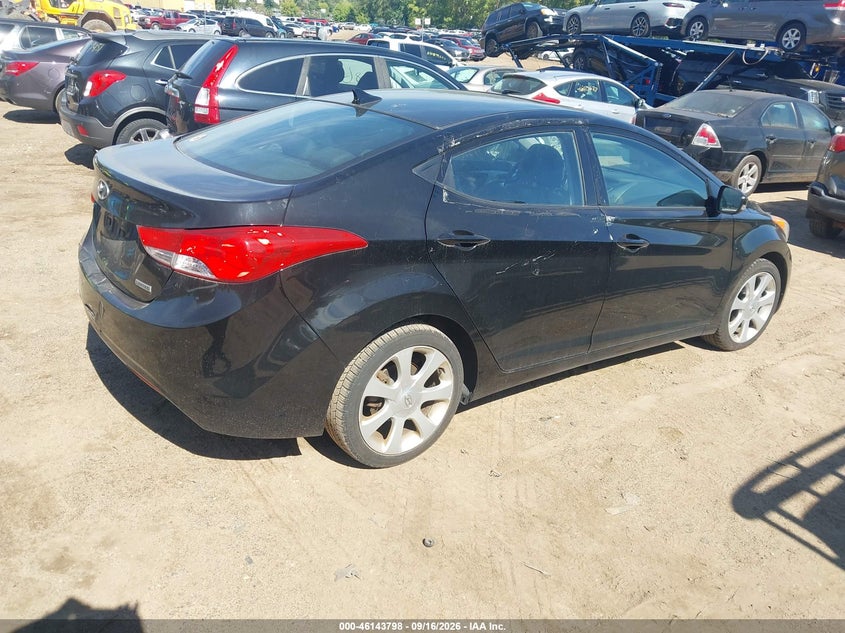 2013 HYUNDAI ELANTRA auction photo 4