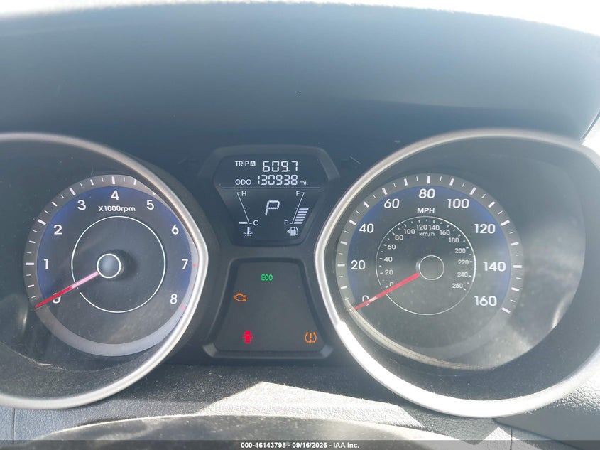 2013 HYUNDAI ELANTRA auction photo 7