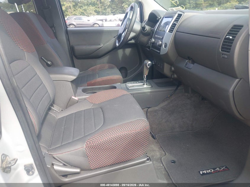 2010 NISSAN FRONTIER auction photo 5