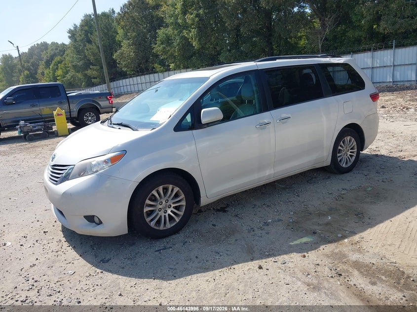 Vin: 5tdyz3dc2hs900129, lot: 46643753, toyota sienna xle 8 passenger 20172