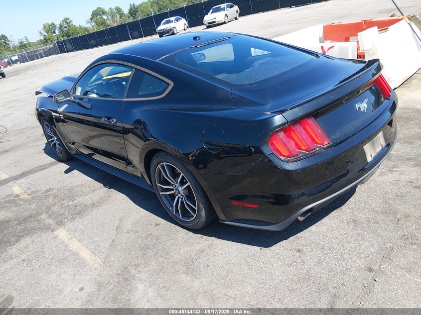FORD MUSTANG - zdjęcie 3