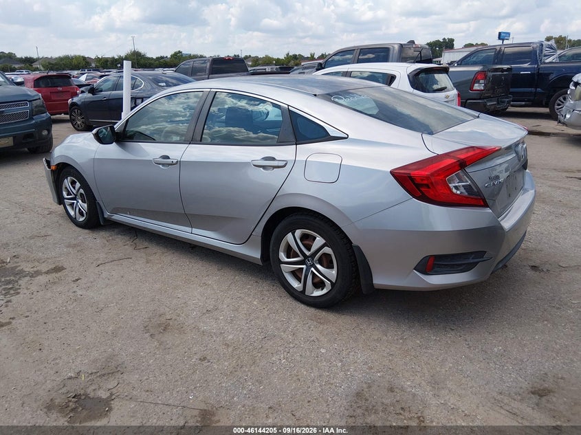 2018 HONDA CIVIC auction photo 3
