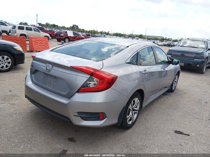 2018 HONDA CIVIC auction photo 4