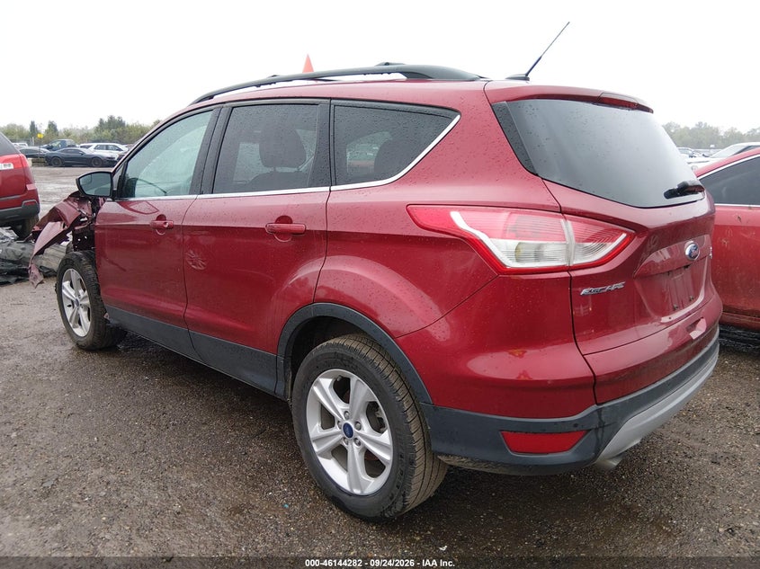 Vin: 1fmcu0gx5eua60131, lot: 46644039, ford escape se 20143