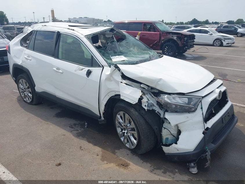 2019 Toyota RAV4 XLE Premium