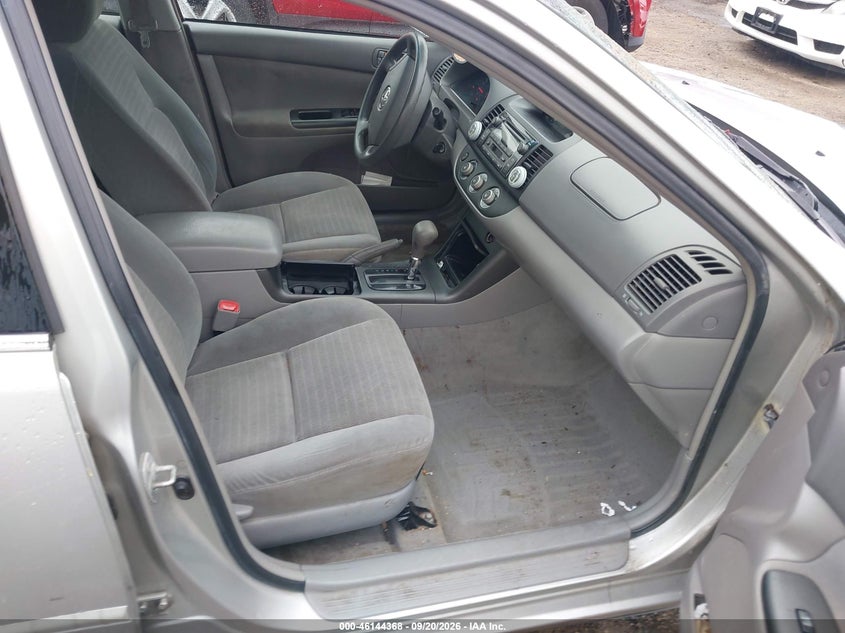 TOYOTA CAMRY 2005 VIN 4T1BE32K25U542884