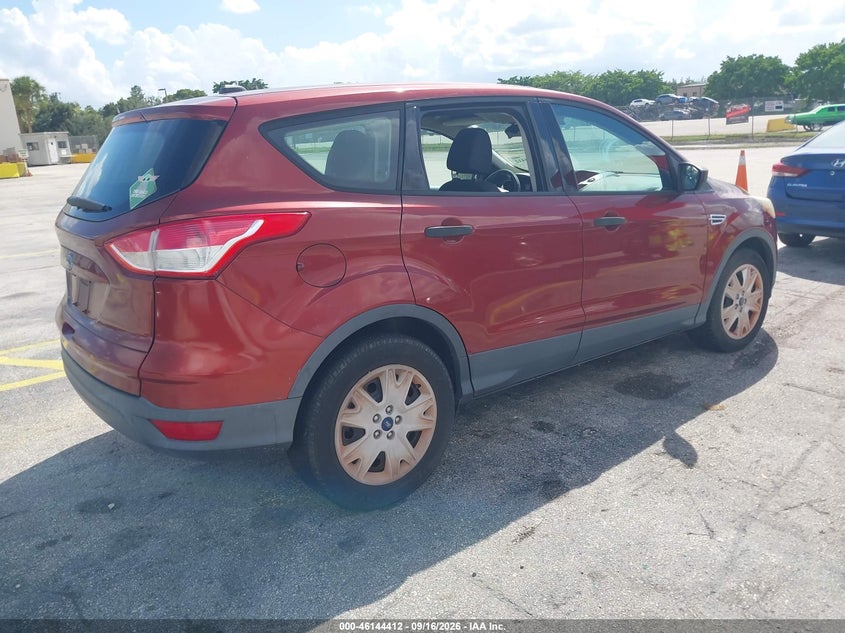 Vin: 1fmcu0f72gub96799, lot: 46644169, ford escape s 20164