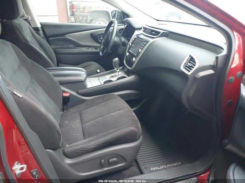 2017 NISSAN MURANO auction photo 5