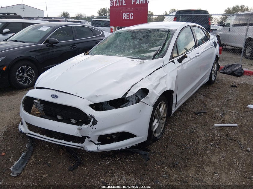 Vin: 1fa6p0h74e5372996, lot: 46644265, ford fusion se 20142