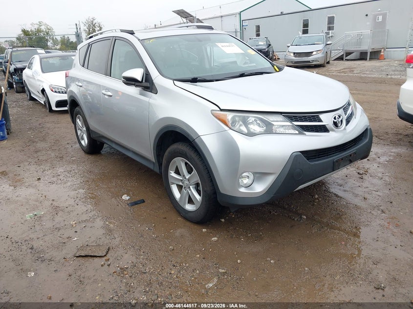 Vin: 2t3wfrev6ew100110, lot: 46644273, toyota rav4 xle 2014 img_1