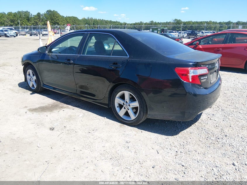 Vin: 4t1bf1fk3cu116453, lot: 46644285, toyota camry se 20123
