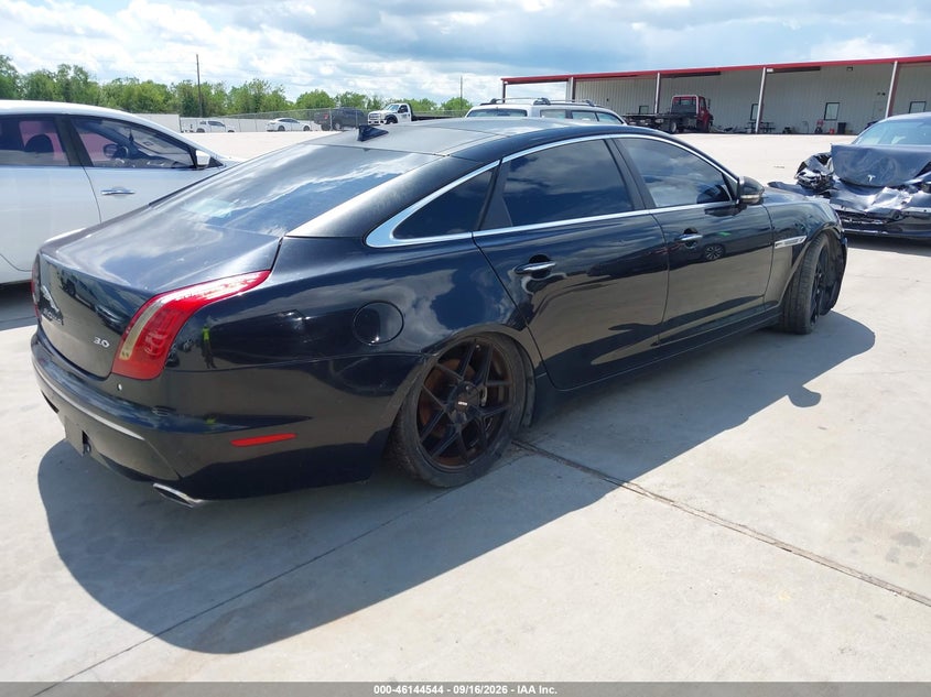 JAGUAR XJ 2015 VIN SAJWA2GZ8F8V90161