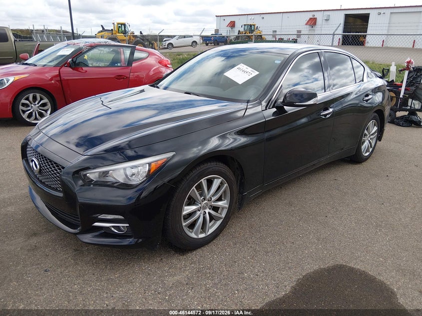 2014 Infiniti Q50 Premium, Rear, IAAI, VIN JN1BV7AR4EM703197 — photo 2