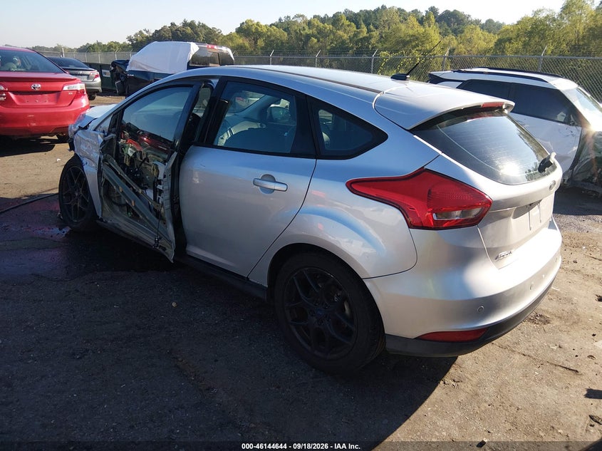 Vin: 1fadp3k25gl303013, lot: 46644401, ford focus se 20163