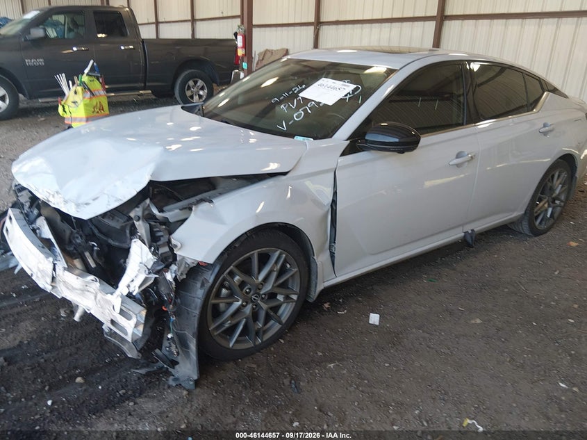 Vin: 1n4al4cv6pn320792, lot: 46644414, nissan altima sr vc-turbo fwd 20232