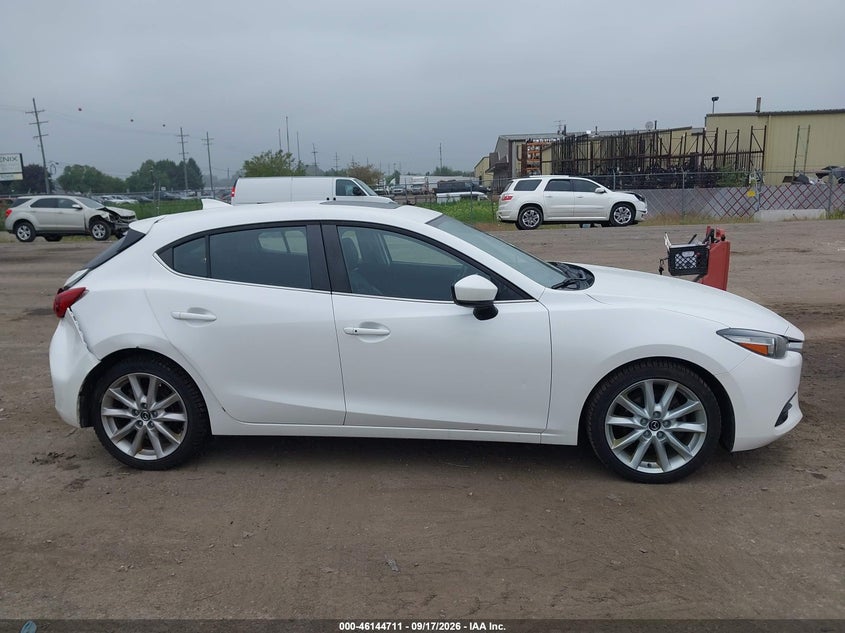 MAZDA MAZDA3 - zdjęcie 13