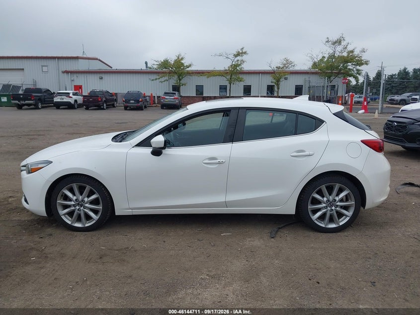 MAZDA MAZDA3 - zdjęcie 14