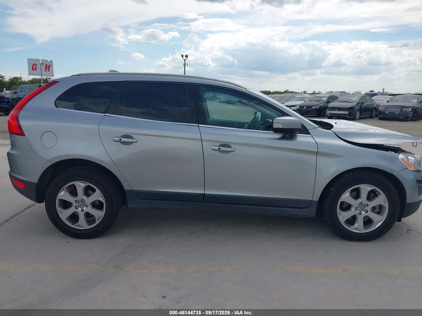 2013 VOLVO XC60 3.2/3.2 PLATINUM/3.2 PREMIER/3.2 PREMIER PLUS · Фото 13