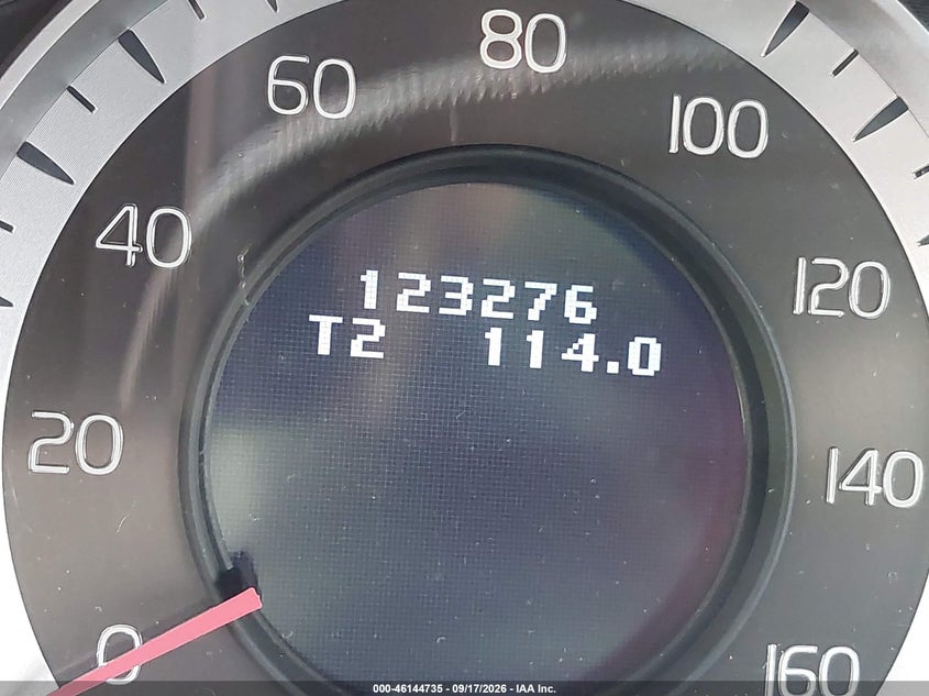 2013 VOLVO XC60 3.2/3.2 PLATINUM/3.2 PREMIER/3.2 PREMIER PLUS · Фото 15