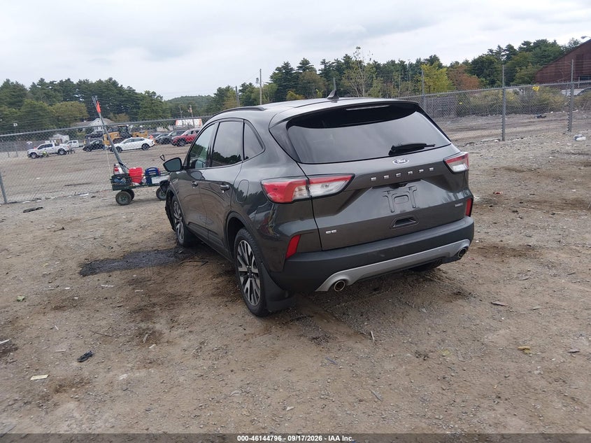 Vin: 1fmcu9bzxluc55331, lot: 46644553, ford escape se sport hybrid 20203