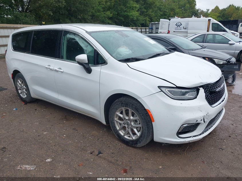 Vin: 2c4rc1bgxpr607070, lot: 46644599, chrysler pacifica touring l 2023 img_1