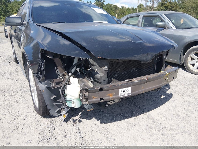 LINCOLN MKS 2010 VIN 1LNHL9DR7AG607041