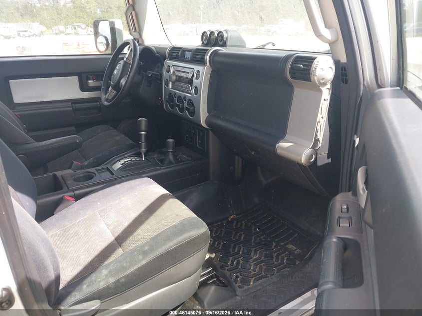 TOYOTA FJ CRUISER 2007 VIN JTEBU11F170017367