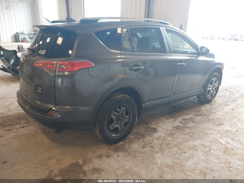 Vin: jtmbfrev4hj132197, lot: 46644898, toyota rav4 le 20174