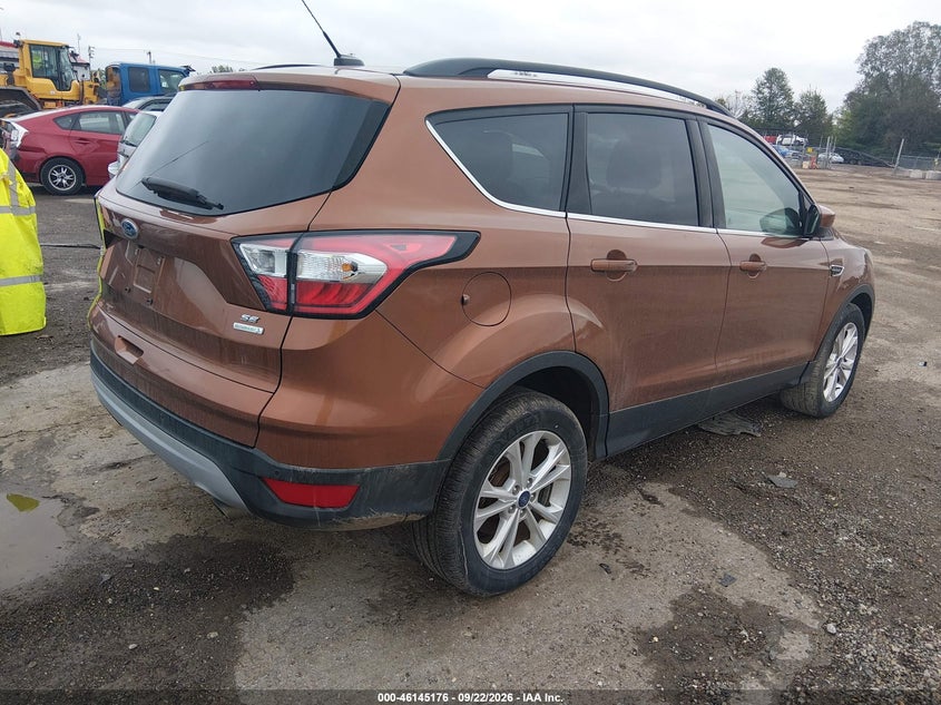 Vin: 1fmcu0gd7hua22099, lot: 46644933, ford escape se 20174