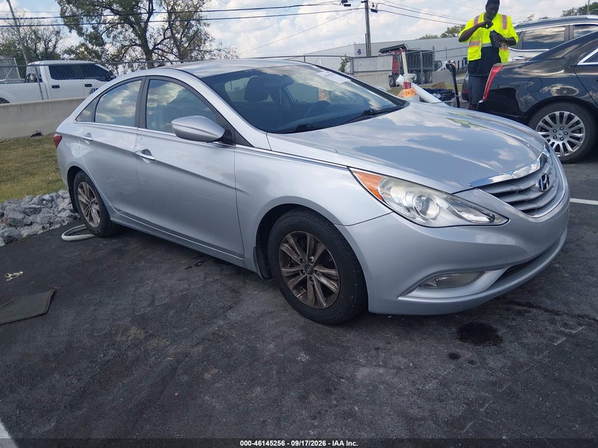 2013 Hyundai Sonata Gls, Угон, IAAI, VIN 5NPEB4AC6DH717611