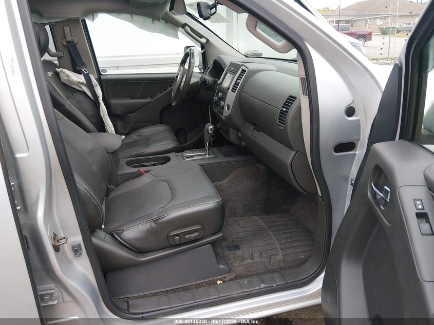 2016 NISSAN FRONTIER PRO-4X · Фото 5