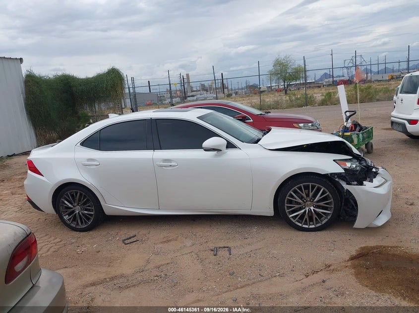 2015 LEXUS IS 250 · Фото 13