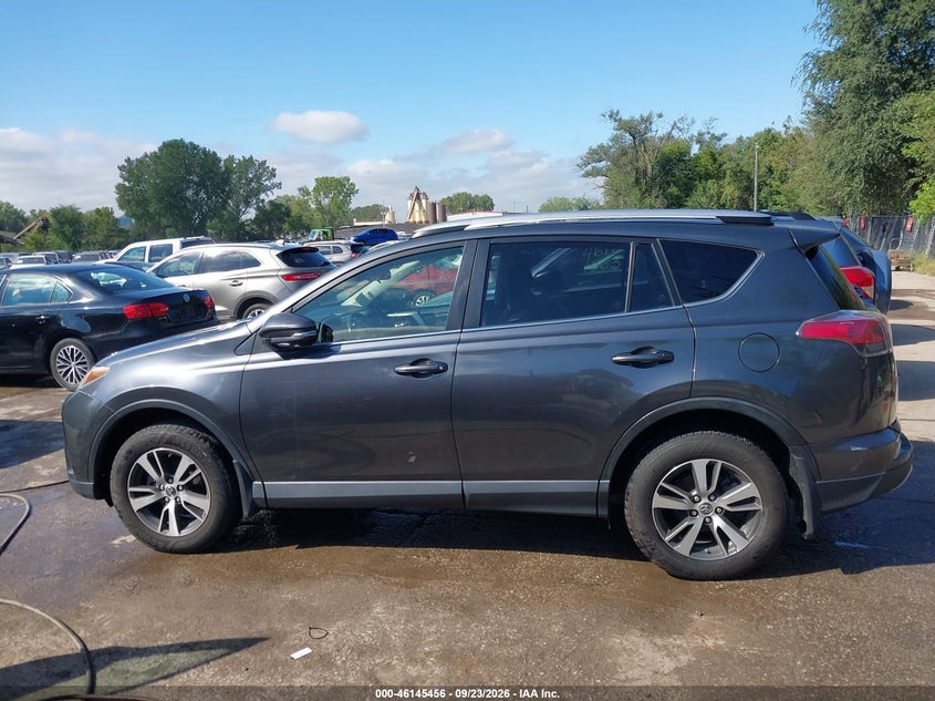 TOYOTA RAV4 - zdjęcie 14