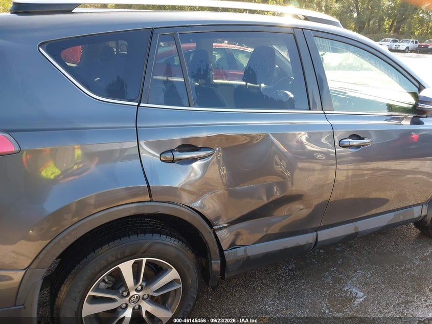 TOYOTA RAV4 - zdjęcie 6